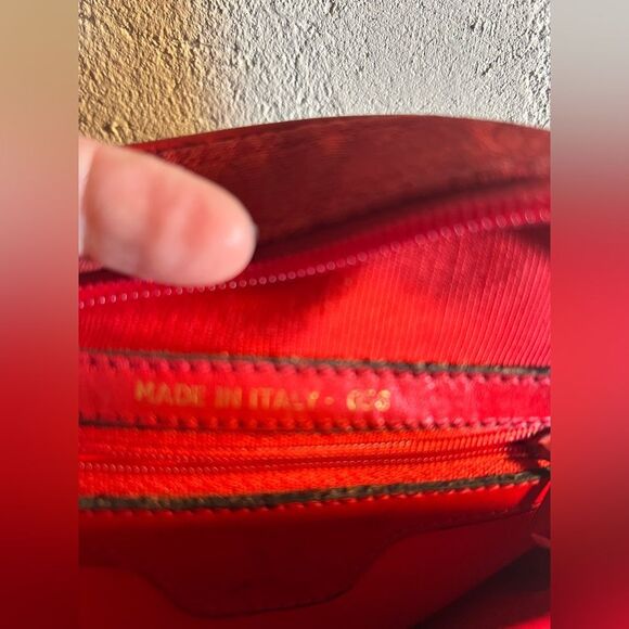 Valentino Garavani Vintage Red Crossbody Bag-excellent vintage condition - Picture 15 of 16